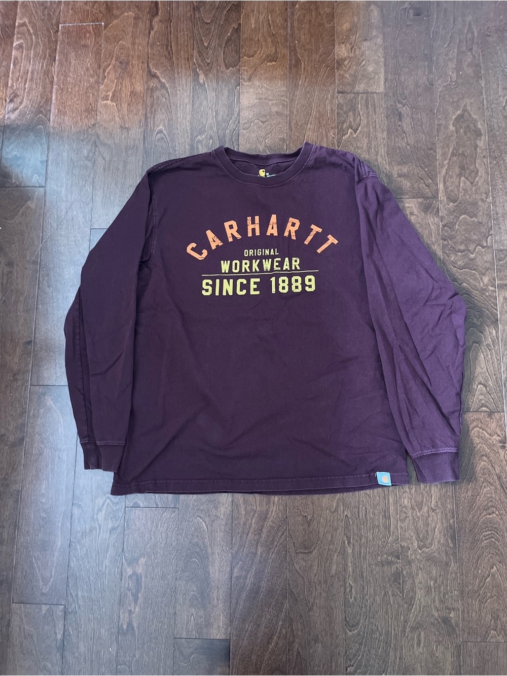 Carhartt Men Long Sleeve Logo Tee in Deep Plum